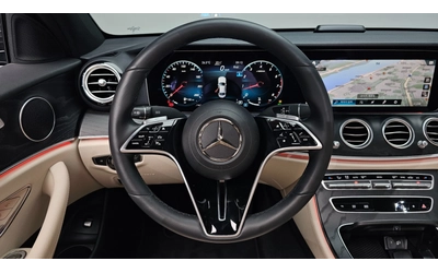 Mercedes-Benz E 250 E250 AMG Line | 360  Камера | HUD | Панорама - автомобили, коли, обяви за нови и употребявани 11