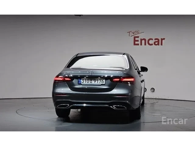 Mercedes-Benz E 250 E250 AMG Line | 360  Камера | HUD | Панорама - автомобили, коли, обяви за нови и употребявани 3