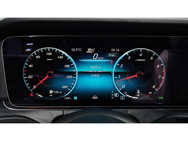 Mercedes-Benz E 250 E250 AMG Line | 360  Камера | HUD | Панорама - автомобили, коли, обяви за нови и употребявани 5