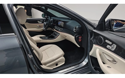 Mercedes-Benz E 250 E250 AMG Line | 360  Камера | HUD | Панорама - автомобили, коли, обяви за нови и употребявани 9