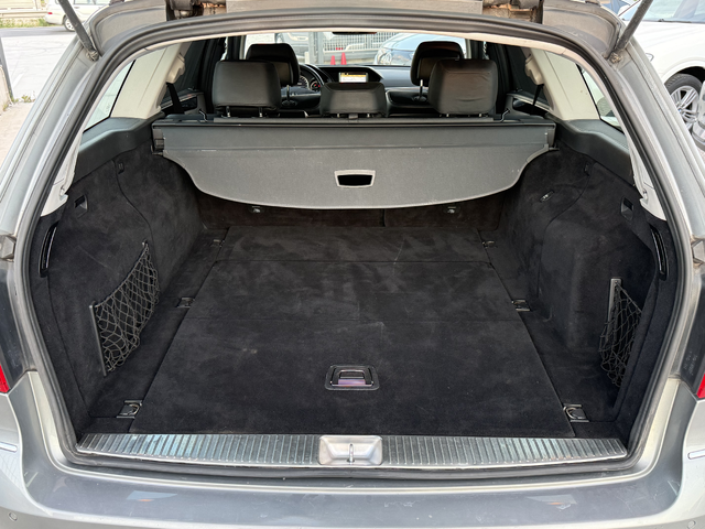Mercedes-Benz E 250 D* 2011г.* РЪЧКА* Топ Състояние* Сервизна История - автомобили, коли, обяви за нови и употребявани 10