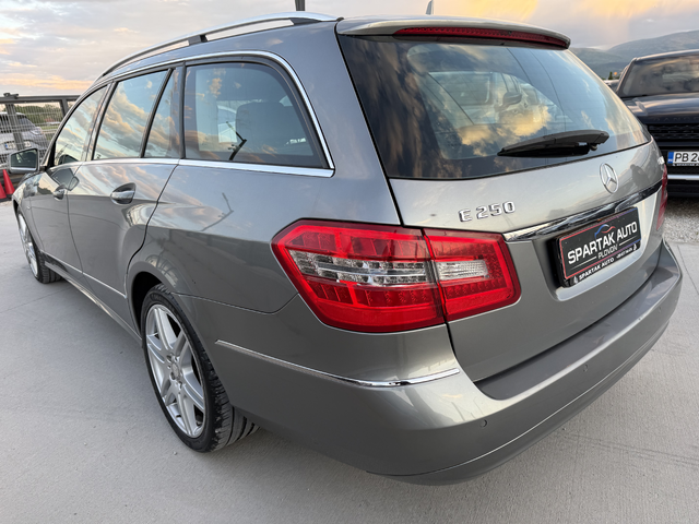 Mercedes-Benz E 250 D* 2011г.* РЪЧКА* Топ Състояние* Сервизна История - автомобили, коли, обяви за нови и употребявани 6