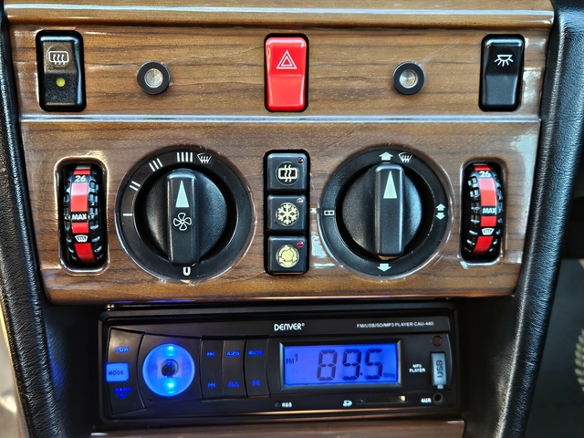 Mercedes-Benz E 260 ГАЗ/CLIMATIC/5 СКОРОСТИ - автомобили, коли, обяви за нови и употребявани 10