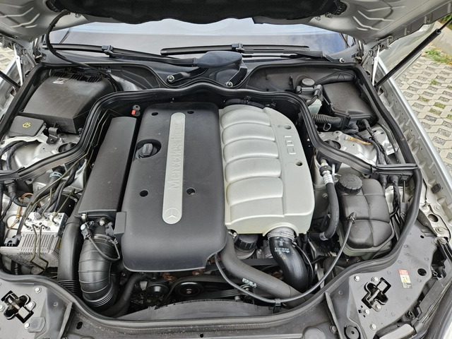 Mercedes-Benz E 270 2.7CDI-177кс= АВТОМАТ= ШИБЕДАХ= КСЕНОН - автомобили, коли, обяви за нови и употребявани 16