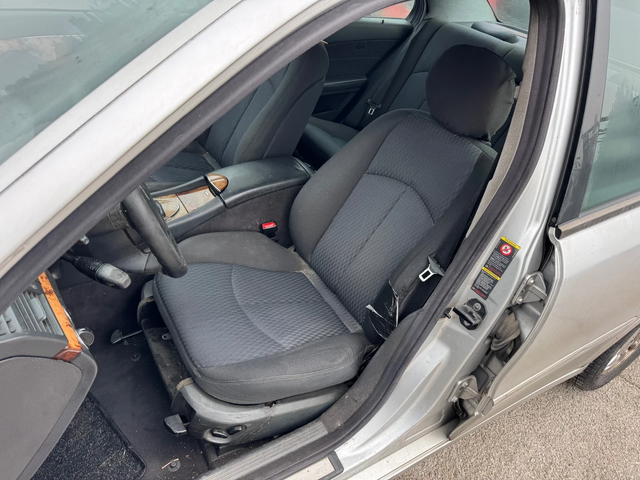 Mercedes-Benz E 270 Elegance - автомобили, коли, обяви за нови и употребявани 6