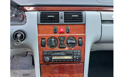 Mercedes-Benz E 290 - автомобили, коли, обяви за нови и употребявани 10