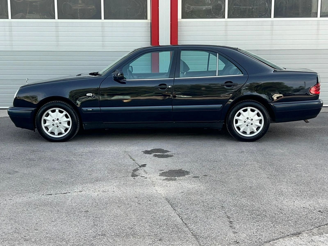 Mercedes-Benz E 290 - автомобили, коли, обяви за нови и употребявани 4