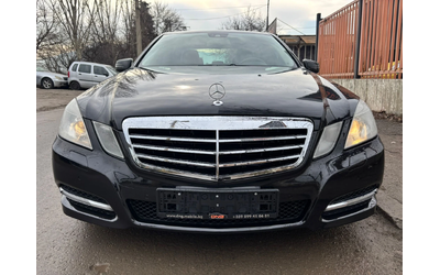 mercedes-benz-e-300 - 2