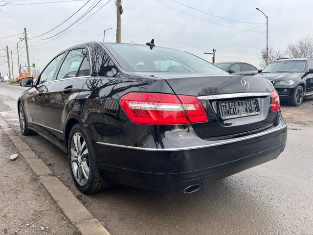 Mercedes-Benz E 300 CDI/AVANTGARDE/EURO5B - автомобили, коли, обяви за нови и употребявани 4