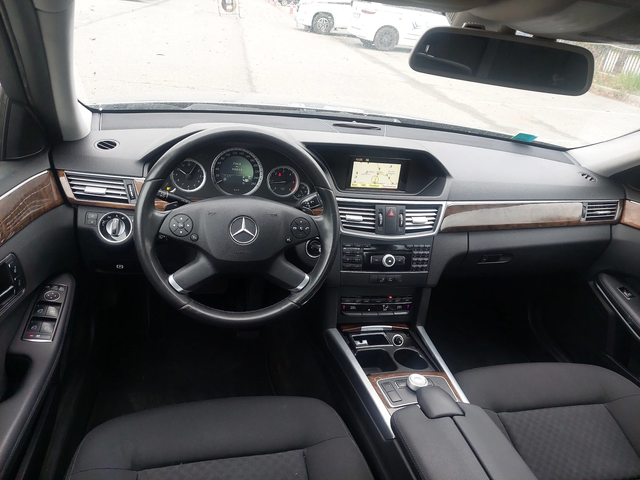 Mercedes-Benz E 300 CDI AUTOMATIC - автомобили, коли, обяви за нови и употребявани 5