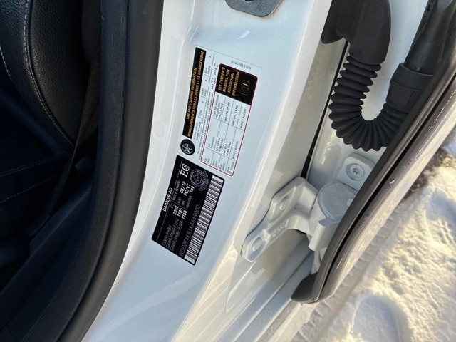 Mercedes-Benz E 300 * CARFAX * ЦЕНА ДО БГ - автомобили, коли, обяви за нови и употребявани 9