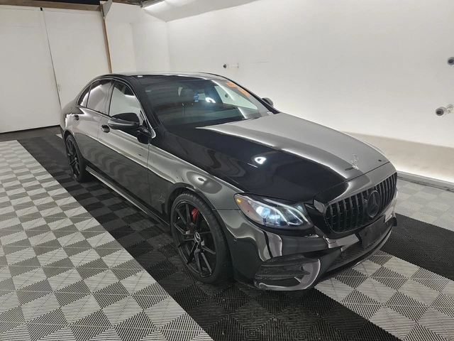 Mercedes-Benz E 300 Burmester* 360* AMG packet* Пано* - автомобили, коли, обяви за нови и употребявани 1