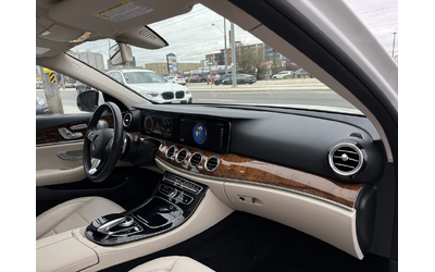 Mercedes-Benz E 300 AMG PKG* PANO * BURMESTER* - автомобили, коли, обяви за нови и употребявани 12