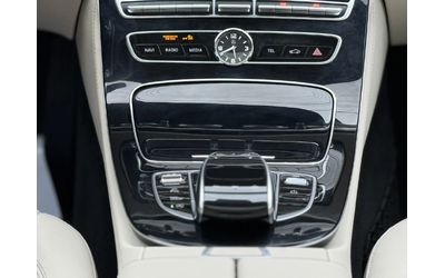 Mercedes-Benz E 300 AMG PKG* PANO * BURMESTER* - автомобили, коли, обяви за нови и употребявани 9