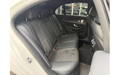 Mercedes-Benz E 300 DE#AMG STYLE#DESIGNO#ALCANTARA#DISTR#BURMESTER - автомобили, коли, обяви за нови и употребявани 12