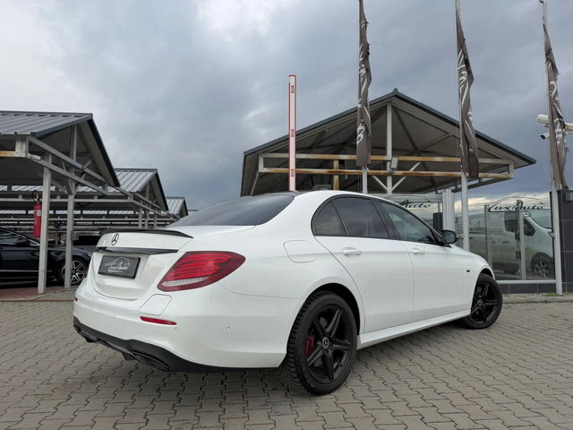 Mercedes-Benz E 300 DE#AMG STYLE#DESIGNO#ALCANTARA#DISTR#BURMESTER - автомобили, коли, обяви за нови и употребявани 3