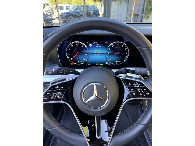 Mercedes-Benz E 300 - автомобили, коли, обяви за нови и употребявани 13