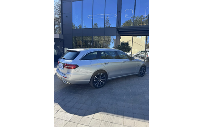 Mercedes-Benz E 300 - автомобили, коли, обяви за нови и употребявани 6