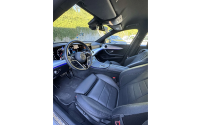 Mercedes-Benz E 300 - автомобили, коли, обяви за нови и употребявани 9