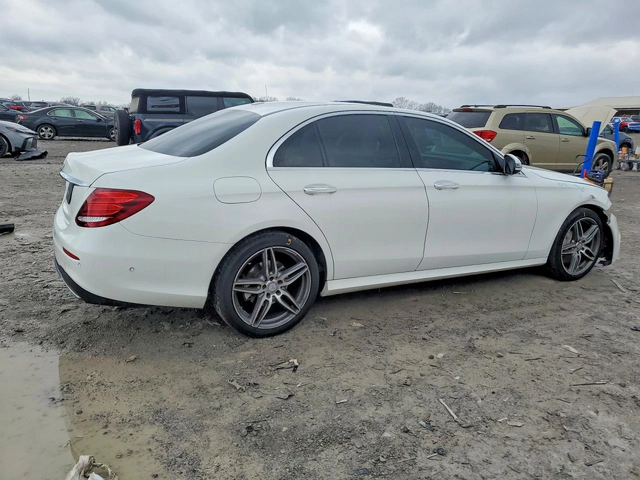 Mercedes-Benz E 300 * KEYLESS* BURMESTER* ШИБИДАХ* КОЖА* КАМЕРА* - автомобили, коли, обяви за нови и употребявани 4