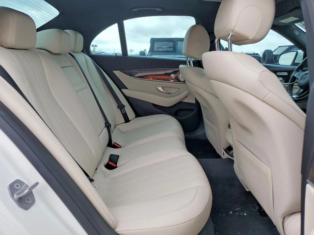 Mercedes-Benz E 300 * KEYLESS* BURMESTER* ШИБИДАХ* КОЖА* КАМЕРА* - автомобили, коли, обяви за нови и употребявани 9