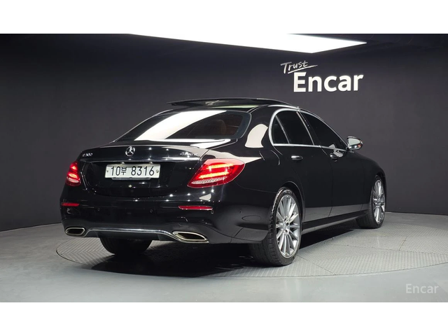 Mercedes-Benz E 300 AMG* DIGITAL* ПАМЕТ* КАМЕРА* HEADUP* PANO - автомобили, коли, обяви за нови и употребявани 2