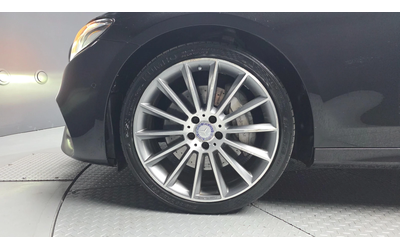 mercedes-benz-e-300 - 5