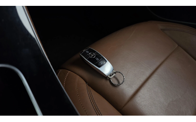 Mercedes-Benz E 300 AMG* DIGITAL* ПАМЕТ* КАМЕРА* HEADUP* PANO - автомобили, коли, обяви за нови и употребявани 6