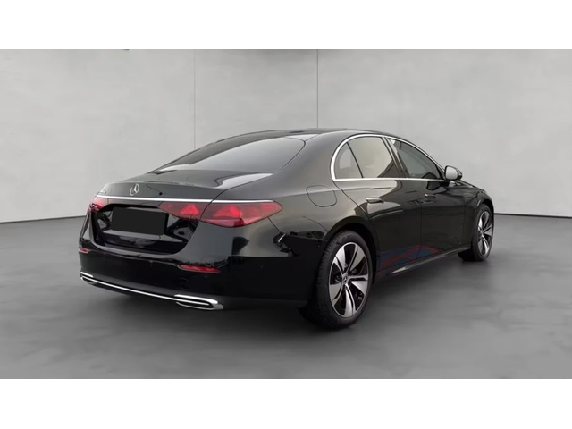 Mercedes-Benz E 300 de* Avantgarde* Digital Light* HuD* SoftClose - автомобили, коли, обяви за нови и употребявани 3