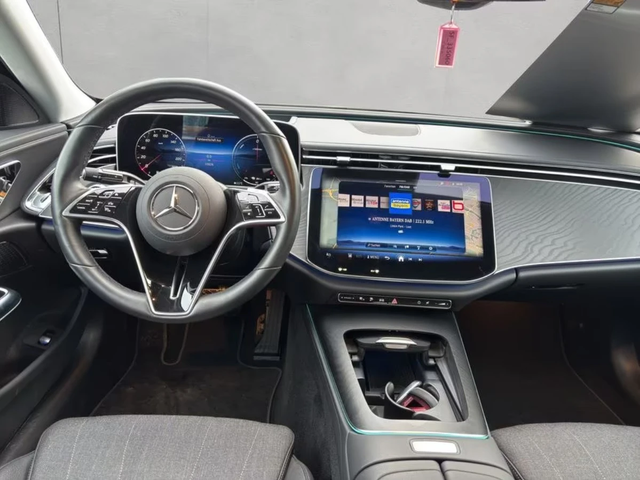Mercedes-Benz E 300 de* Avantgarde* Digital Light* HuD* SoftClose - автомобили, коли, обяви за нови и употребявани 5