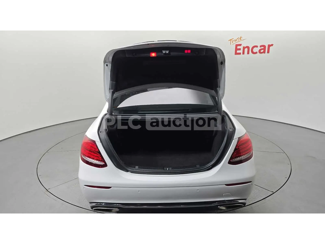 Mercedes-Benz E 300 2017* DIGITAL* HEAD-UP* AMBIENT* 9G* PANO* КРАЙНА - автомобили, коли, обяви за нови и употребявани 13