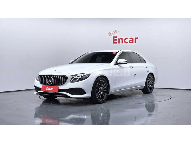 Mercedes-Benz E 300 4MATIC* DISTRONIC* BURMESTER* - автомобили, коли, обяви за нови и употребявани 0