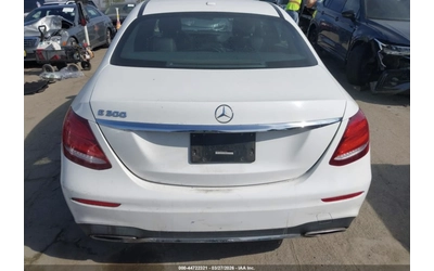Mercedes-Benz E 300 АВТОКРЕДИТ* ЦЕНА БЕЗ АНАЛОГ* - автомобили, коли, обяви за нови и употребявани 12