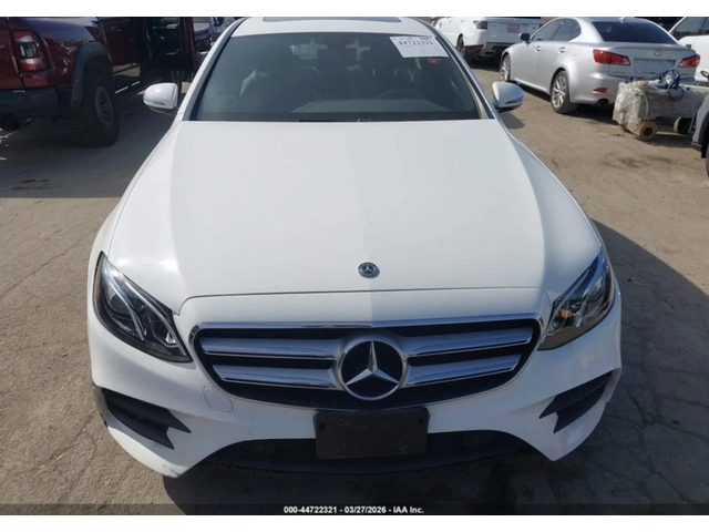 Mercedes-Benz E 300 АВТОКРЕДИТ* ЦЕНА БЕЗ АНАЛОГ* - автомобили, коли, обяви за нови и употребявани 9