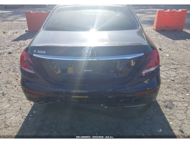 Mercedes-Benz E 300 АВТОКРЕДИТ* BURMASTER* ПОДГРЕВ* ОБДУХВАНЕ* - автомобили, коли, обяви за нови и употребявани 5