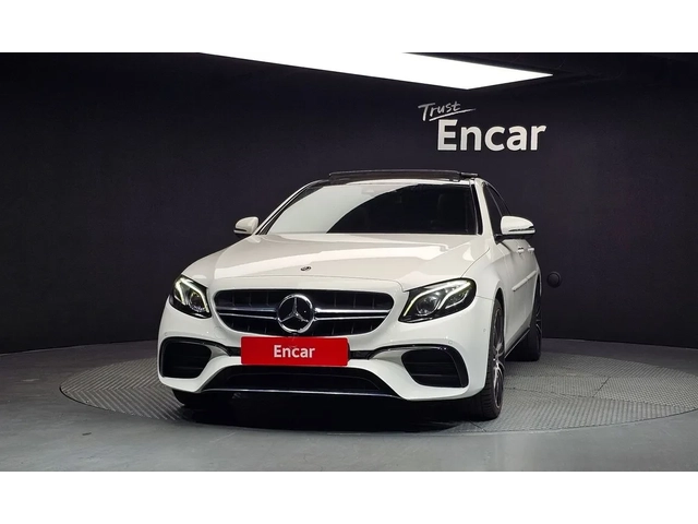 Mercedes-Benz W100 4MATIC* E63 AMG ОПТИКА* ОБДУХВАНЕ* WIDESCREEN* HUD - автомобили, коли, обяви за нови и употребявани 1