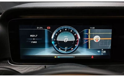 Mercedes-Benz E 300 4MATIC* E63 AMG ОПТИКА* ОБДУХВАНЕ* WIDESCREEN* HUD - автомобили, коли, обяви за нови и употребявани 8