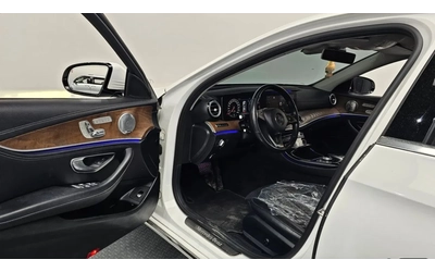 Mercedes-Benz E 300 BURMESTER / DISTRONIC / 360 КАМЕРИ / ОБДУХВАНЕ - автомобили, коли, обяви за нови и употребявани 9