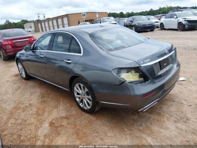 Mercedes-Benz E 300 4MATIC - автомобили, коли, обяви за нови и употребявани 2