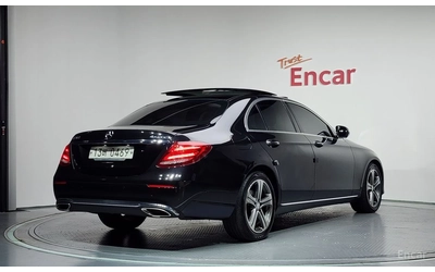mercedes-benz-e-300 - 1