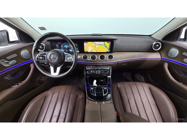 Mercedes-Benz E 300 4MATIC HYBRID* 360* BURMESTR* МАСАЖ* ДИСТРО* ОБДУХ - автомобили, коли, обяви за нови и употребявани 2
