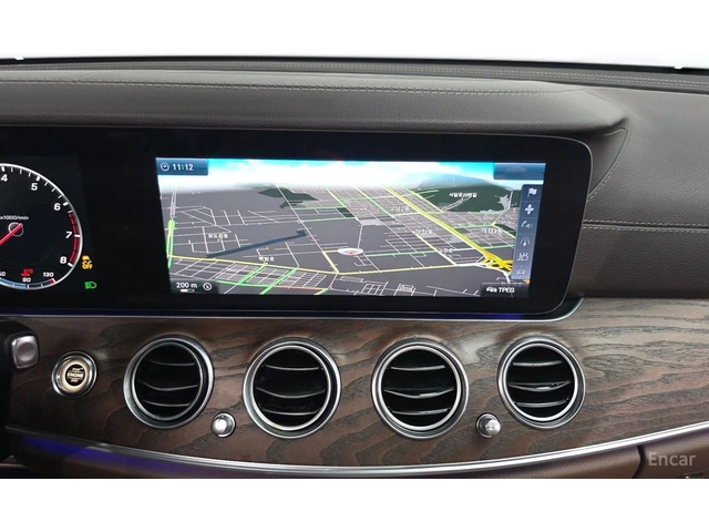 Mercedes-Benz E 300 ДИГИТАЛНО* ТАБЛО* ОБДУХВАНЕ* 360КАМЕРА* - автомобили, коли, обяви за нови и употребявани 8