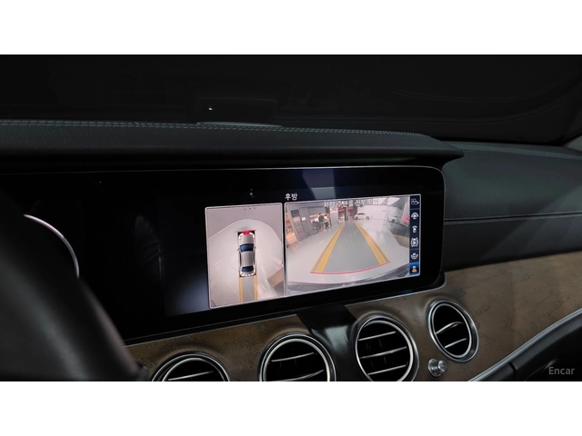Mercedes-Benz E 300 4MATIC* 360* BURMESTER* DISTRO* ОБДУХ - автомобили, коли, обяви за нови и употребявани 3