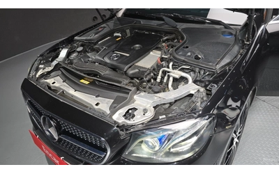 mercedes-benz-e-300 - 5