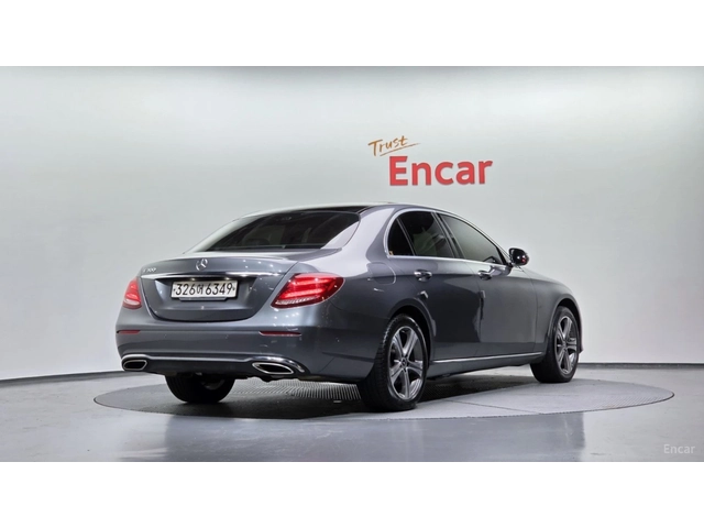 Mercedes-Benz E 300 AVANGARDE* КОЖА* НАВИ* ПАНО* КАМЕРА - автомобили, коли, обяви за нови и употребявани 1