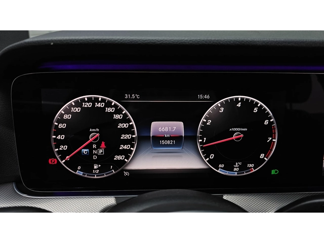Mercedes-Benz E 300 E300 AMG Line - автомобили, коли, обяви за нови и употребявани 7