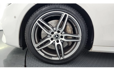 mercedes-benz-e-300 - 4