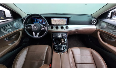 Mercedes-Benz E 300 E300 AMG Line - автомобили, коли, обяви за нови и употребявани 6