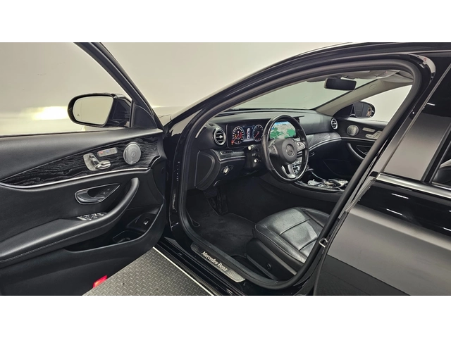 Mercedes-Benz E 300 4MATIC Avantgarde - автомобили, коли, обяви за нови и употребявани 8