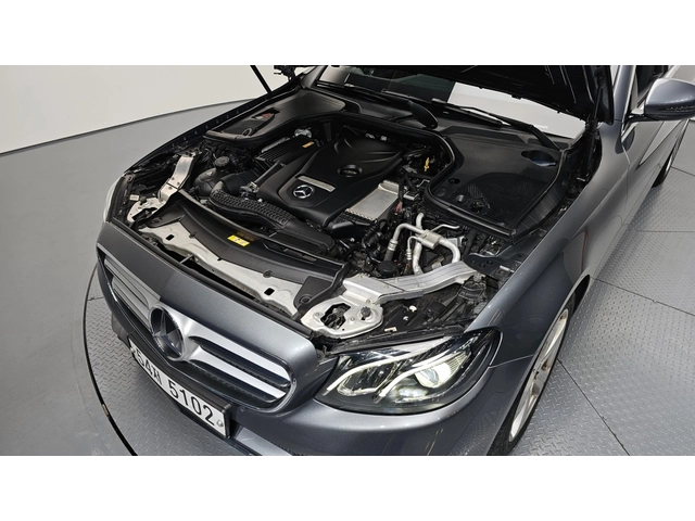 Mercedes-Benz E 300 E300 AMG Line | Panorama | Burmester | 360 Camera - автомобили, коли, обяви за нови и употребявани 3